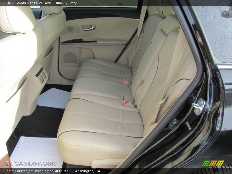 Black / Ivory 2009 Toyota Venza V6 AWD