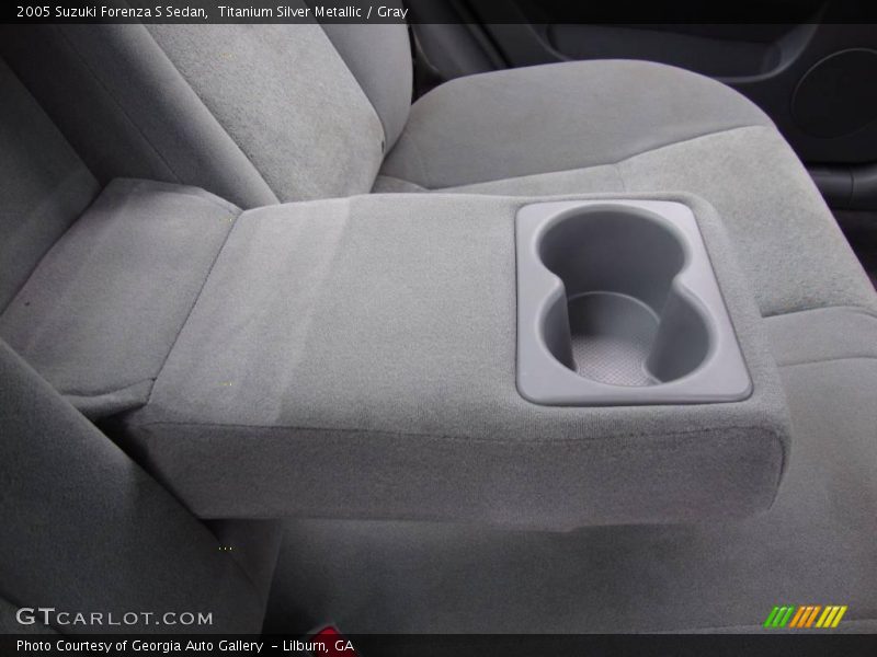 Titanium Silver Metallic / Gray 2005 Suzuki Forenza S Sedan