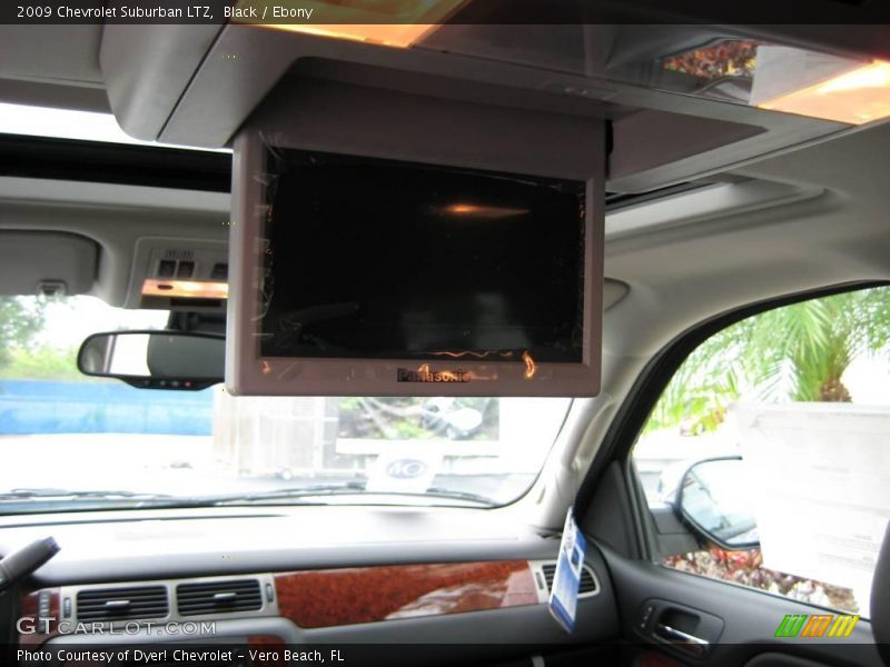 Black / Ebony 2009 Chevrolet Suburban LTZ