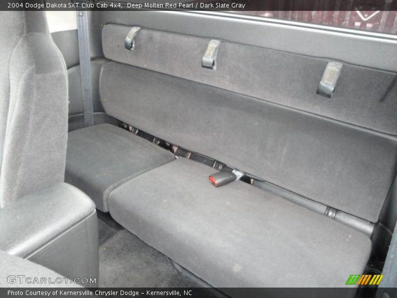 Deep Molten Red Pearl / Dark Slate Gray 2004 Dodge Dakota SXT Club Cab 4x4