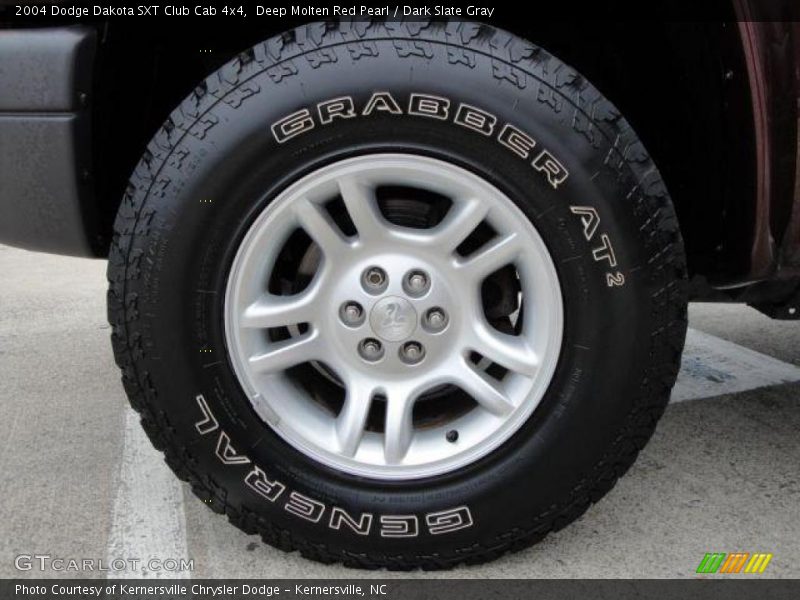 Deep Molten Red Pearl / Dark Slate Gray 2004 Dodge Dakota SXT Club Cab 4x4