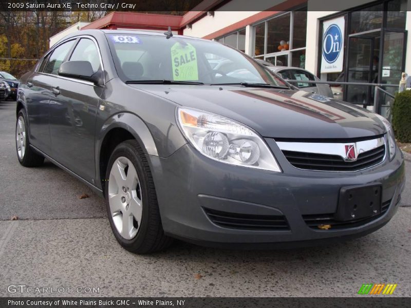 Techno Gray / Gray 2009 Saturn Aura XE