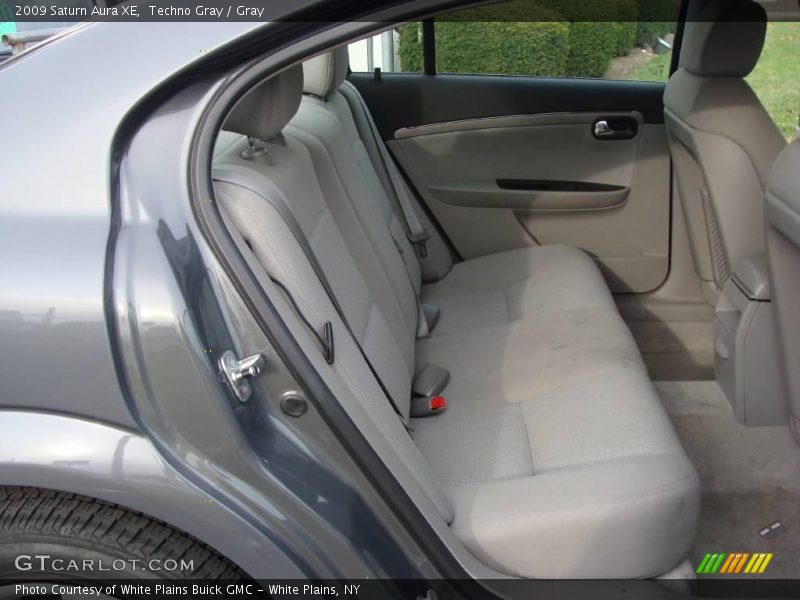 Techno Gray / Gray 2009 Saturn Aura XE