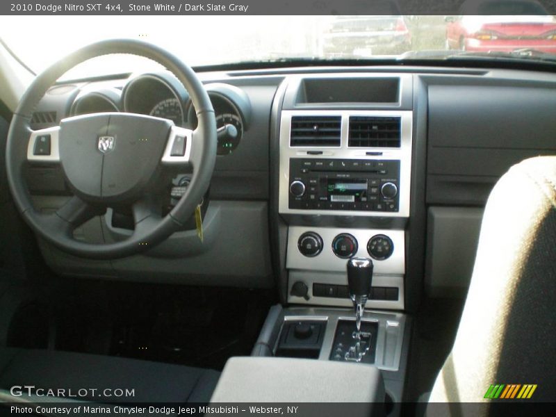 Stone White / Dark Slate Gray 2010 Dodge Nitro SXT 4x4
