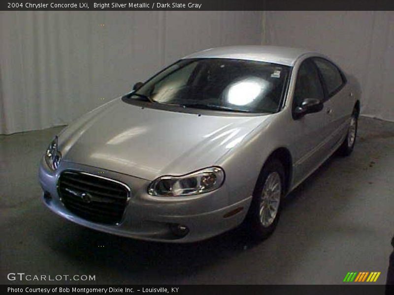 Bright Silver Metallic / Dark Slate Gray 2004 Chrysler Concorde LXi