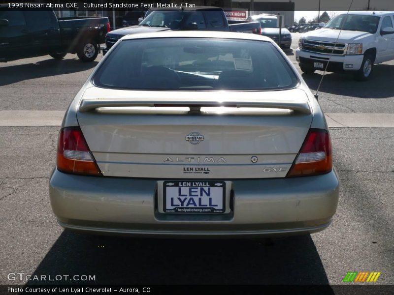 Cultured Sandstone Pearl Metallic / Tan 1998 Nissan Altima GXE