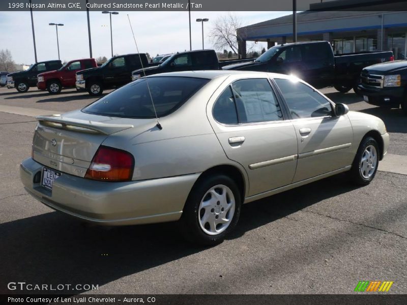 Cultured Sandstone Pearl Metallic / Tan 1998 Nissan Altima GXE