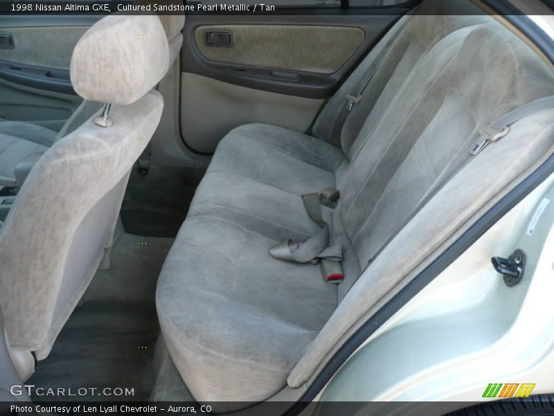 Cultured Sandstone Pearl Metallic / Tan 1998 Nissan Altima GXE