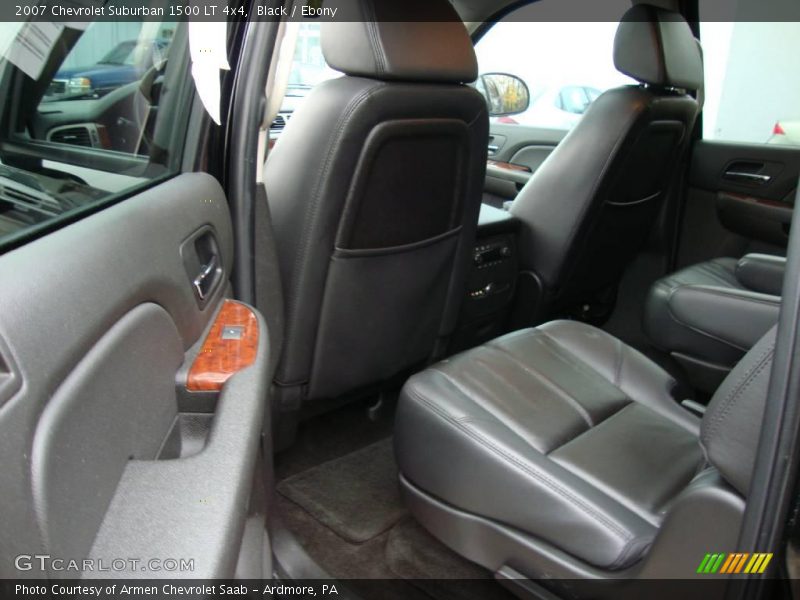 Black / Ebony 2007 Chevrolet Suburban 1500 LT 4x4