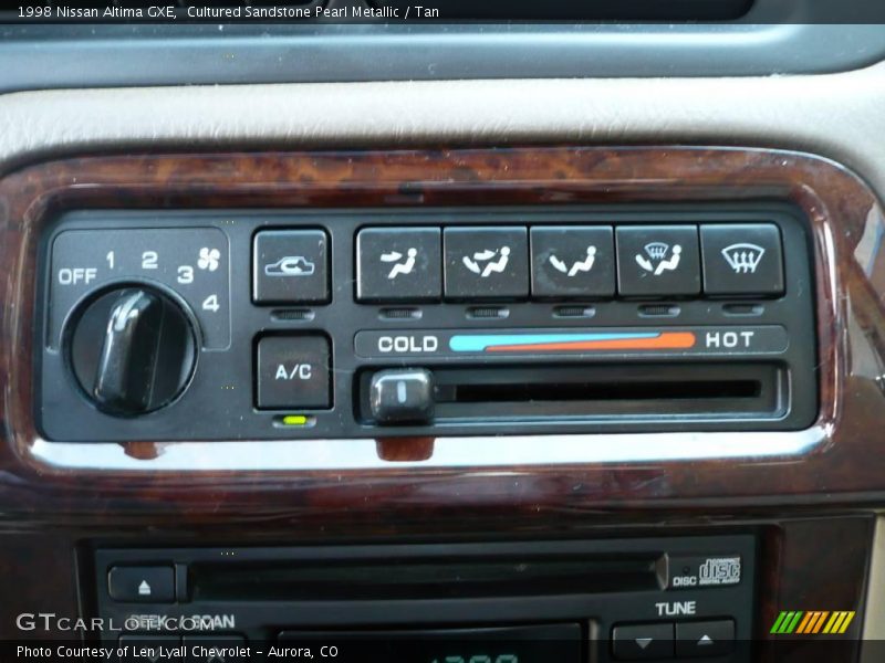 Cultured Sandstone Pearl Metallic / Tan 1998 Nissan Altima GXE