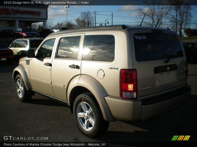 Light Sandstone Metallic / Khaki 2010 Dodge Nitro SE 4x4