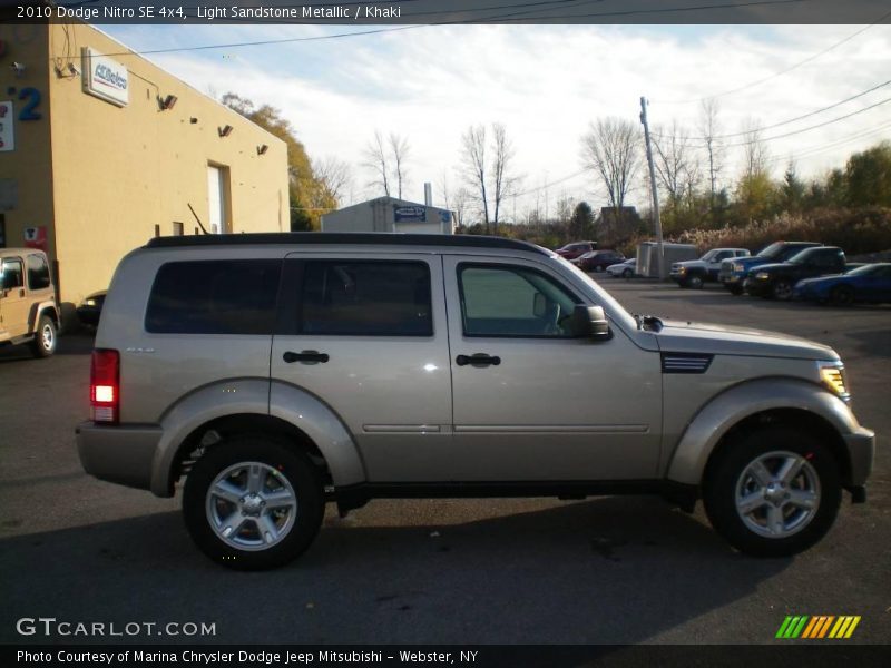Light Sandstone Metallic / Khaki 2010 Dodge Nitro SE 4x4