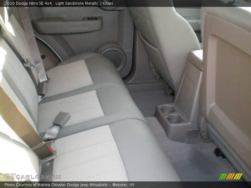 Light Sandstone Metallic / Khaki 2010 Dodge Nitro SE 4x4