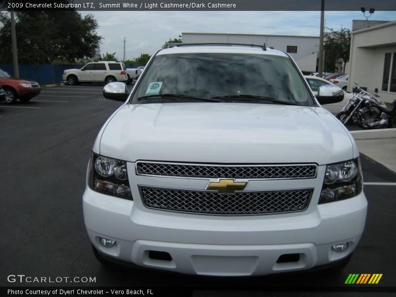 Summit White / Light Cashmere/Dark Cashmere 2009 Chevrolet Suburban LTZ