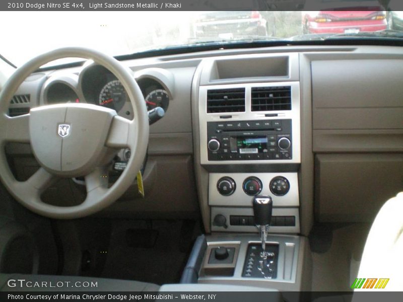 Light Sandstone Metallic / Khaki 2010 Dodge Nitro SE 4x4