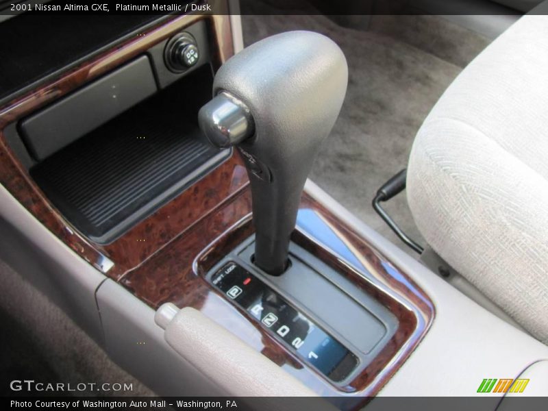 Platinum Metallic / Dusk 2001 Nissan Altima GXE