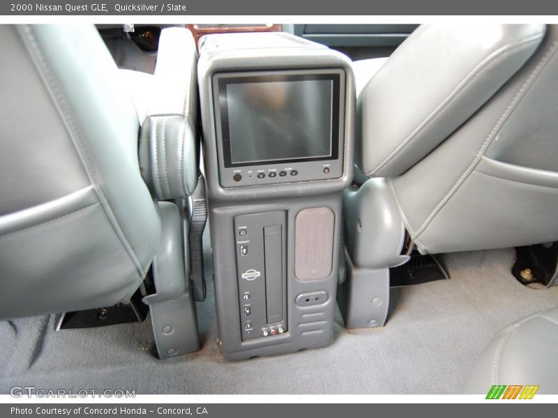 Quicksilver / Slate 2000 Nissan Quest GLE