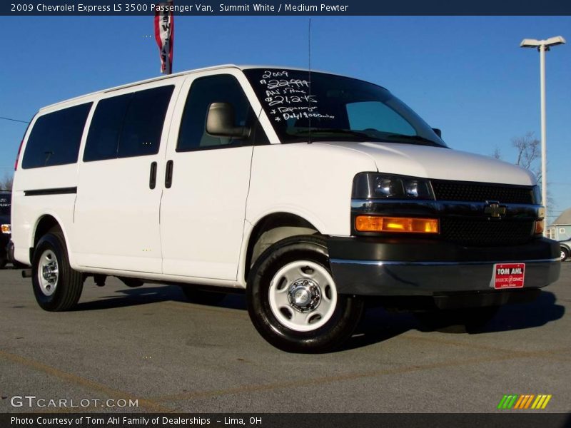 Summit White / Medium Pewter 2009 Chevrolet Express LS 3500 Passenger Van