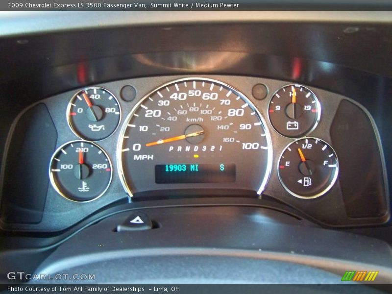 Summit White / Medium Pewter 2009 Chevrolet Express LS 3500 Passenger Van