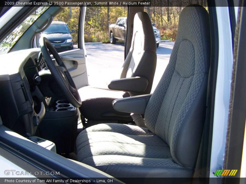 Summit White / Medium Pewter 2009 Chevrolet Express LS 3500 Passenger Van
