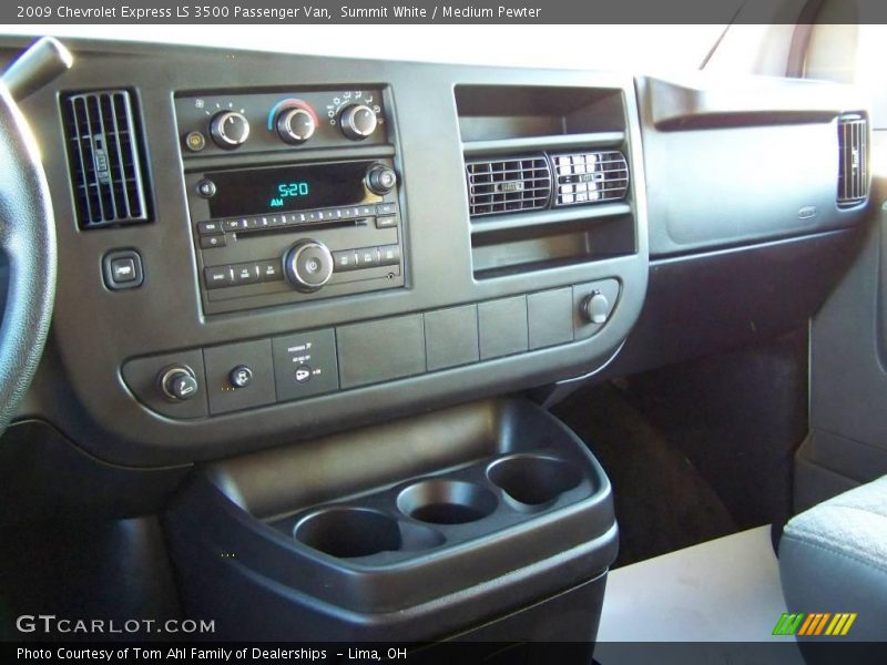 Summit White / Medium Pewter 2009 Chevrolet Express LS 3500 Passenger Van