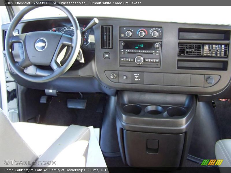 Summit White / Medium Pewter 2009 Chevrolet Express LS 3500 Passenger Van