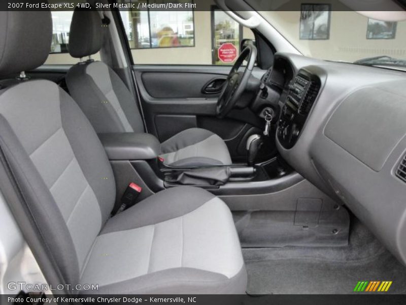 Silver Metallic / Medium/Dark Flint 2007 Ford Escape XLS 4WD