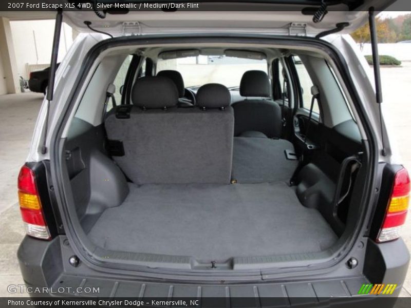 Silver Metallic / Medium/Dark Flint 2007 Ford Escape XLS 4WD
