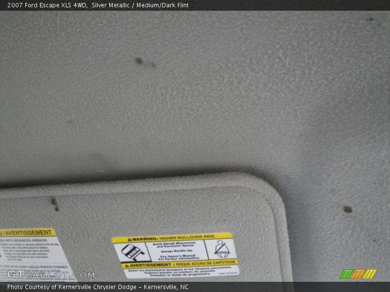 Silver Metallic / Medium/Dark Flint 2007 Ford Escape XLS 4WD