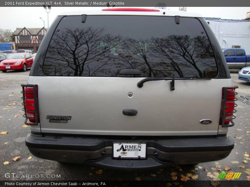 Silver Metallic / Medium Graphite 2001 Ford Expedition XLT 4x4