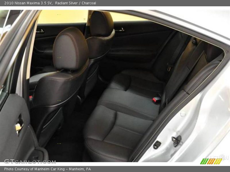 Radiant Silver / Charcoal 2010 Nissan Maxima 3.5 SV