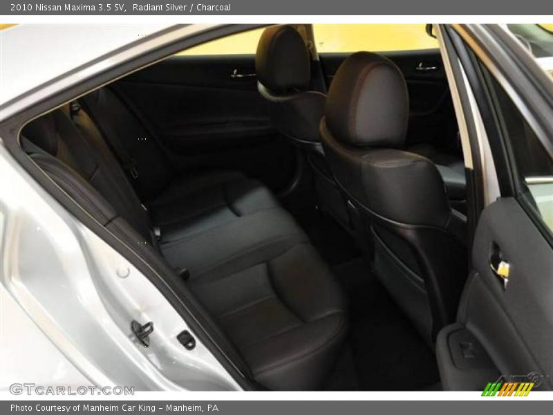 Radiant Silver / Charcoal 2010 Nissan Maxima 3.5 SV