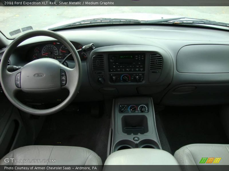 Silver Metallic / Medium Graphite 2001 Ford Expedition XLT 4x4