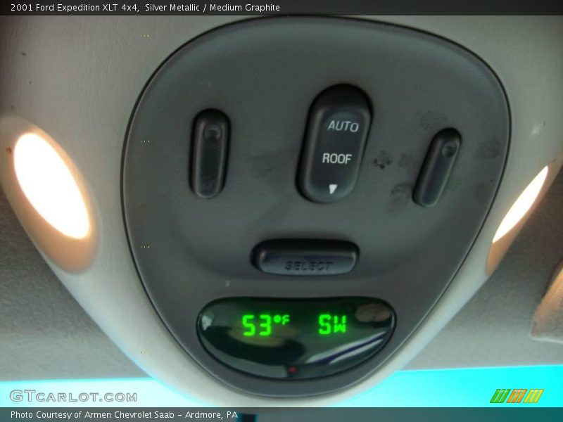 Silver Metallic / Medium Graphite 2001 Ford Expedition XLT 4x4