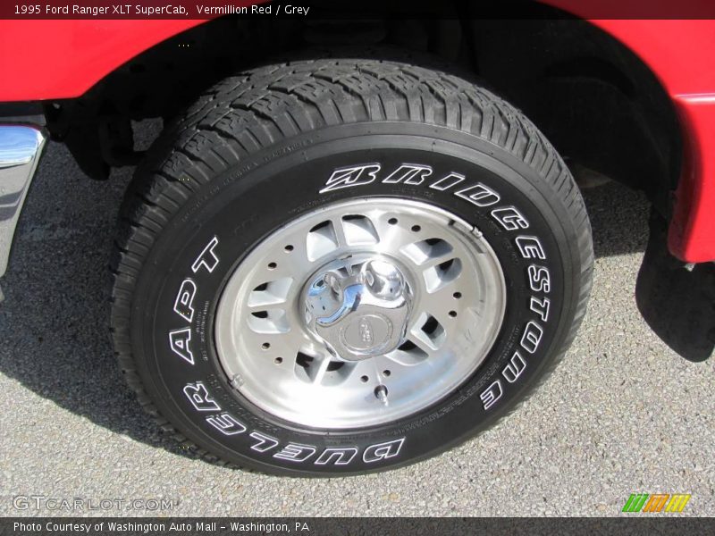 Vermillion Red / Grey 1995 Ford Ranger XLT SuperCab