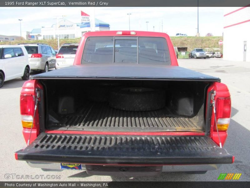 Vermillion Red / Grey 1995 Ford Ranger XLT SuperCab