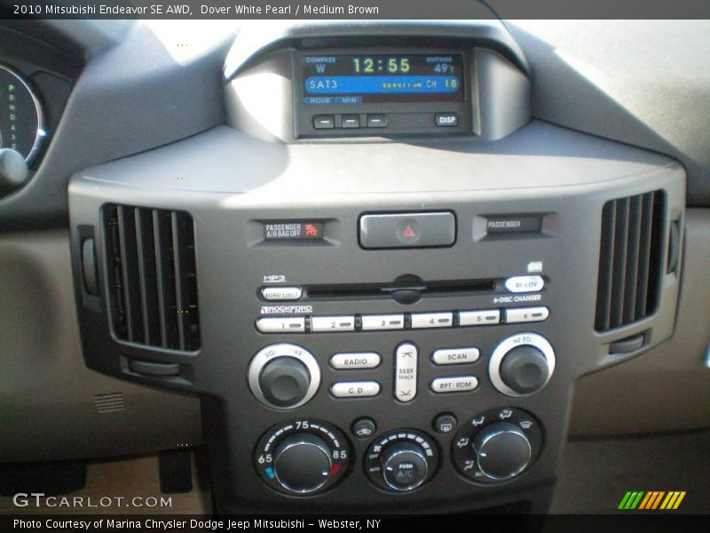 Dover White Pearl / Medium Brown 2010 Mitsubishi Endeavor SE AWD