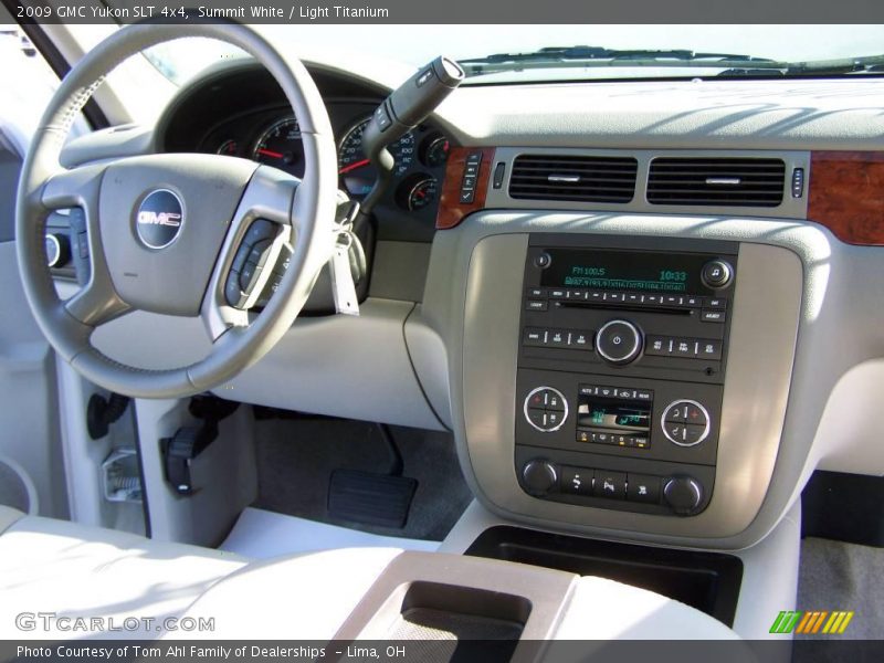Summit White / Light Titanium 2009 GMC Yukon SLT 4x4