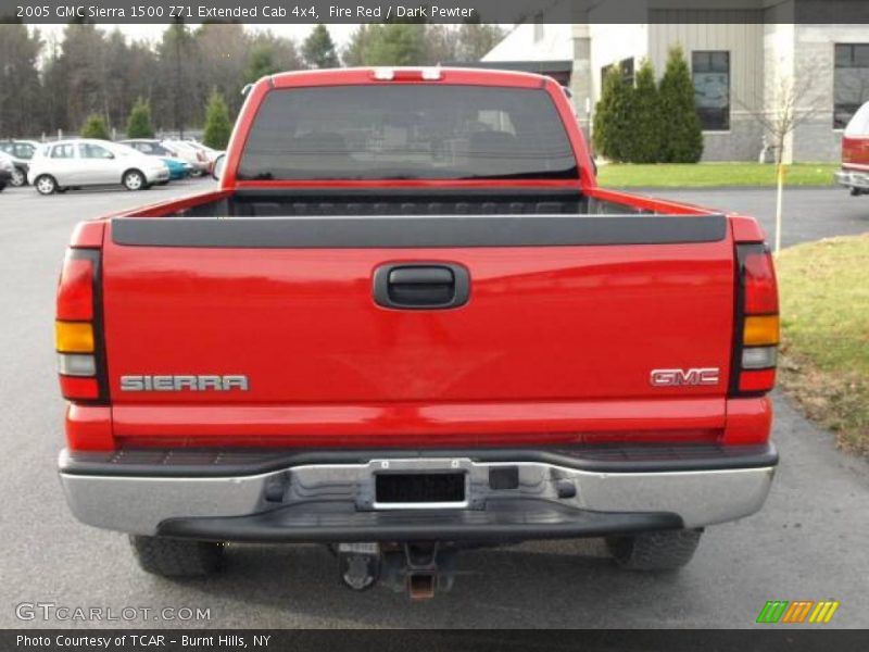 Fire Red / Dark Pewter 2005 GMC Sierra 1500 Z71 Extended Cab 4x4