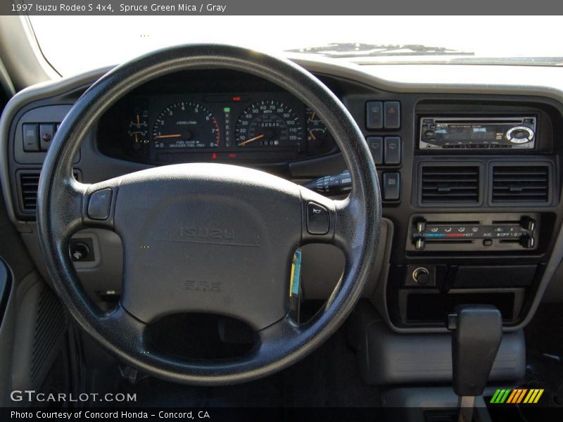 Spruce Green Mica / Gray 1997 Isuzu Rodeo S 4x4