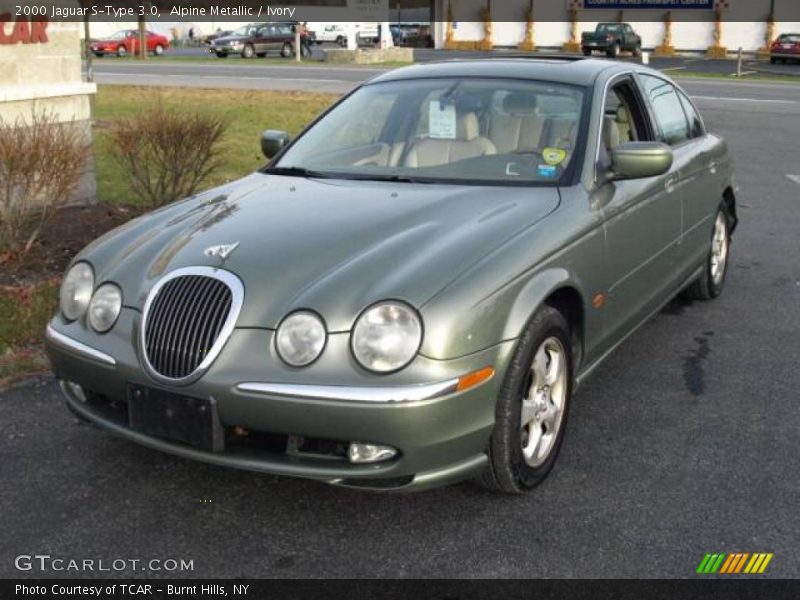Alpine Metallic / Ivory 2000 Jaguar S-Type 3.0
