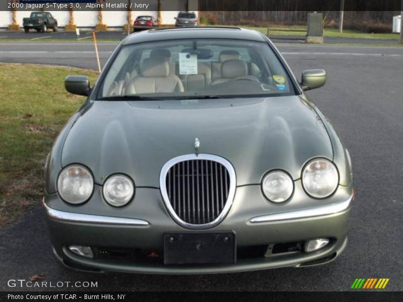 Alpine Metallic / Ivory 2000 Jaguar S-Type 3.0