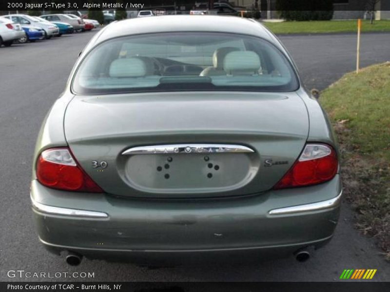 Alpine Metallic / Ivory 2000 Jaguar S-Type 3.0