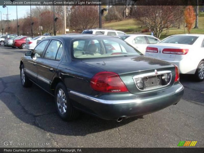 Aspen Green Metallic / Light Parchment 2002 Lincoln Continental