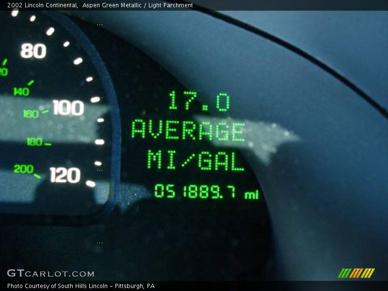 Aspen Green Metallic / Light Parchment 2002 Lincoln Continental