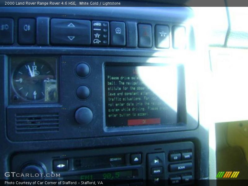 White Gold / Lightstone 2000 Land Rover Range Rover 4.6 HSE