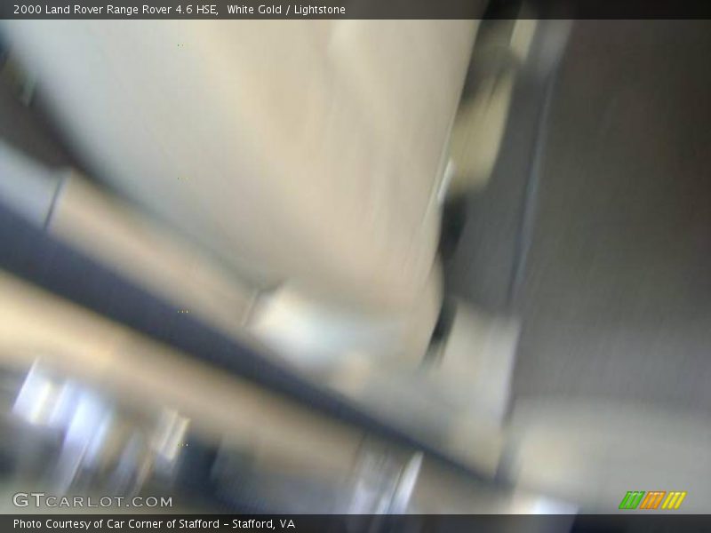 White Gold / Lightstone 2000 Land Rover Range Rover 4.6 HSE