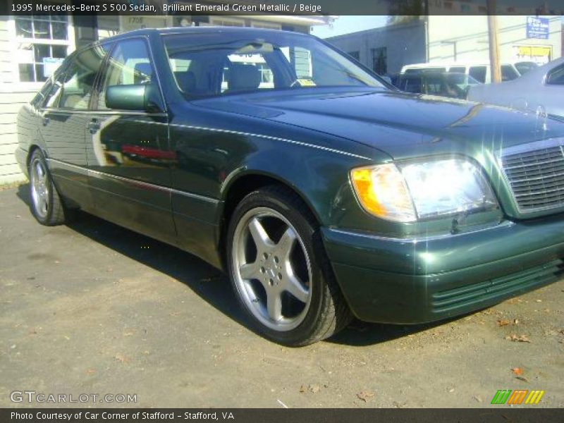 Brilliant Emerald Green Metallic / Beige 1995 Mercedes-Benz S 500 Sedan