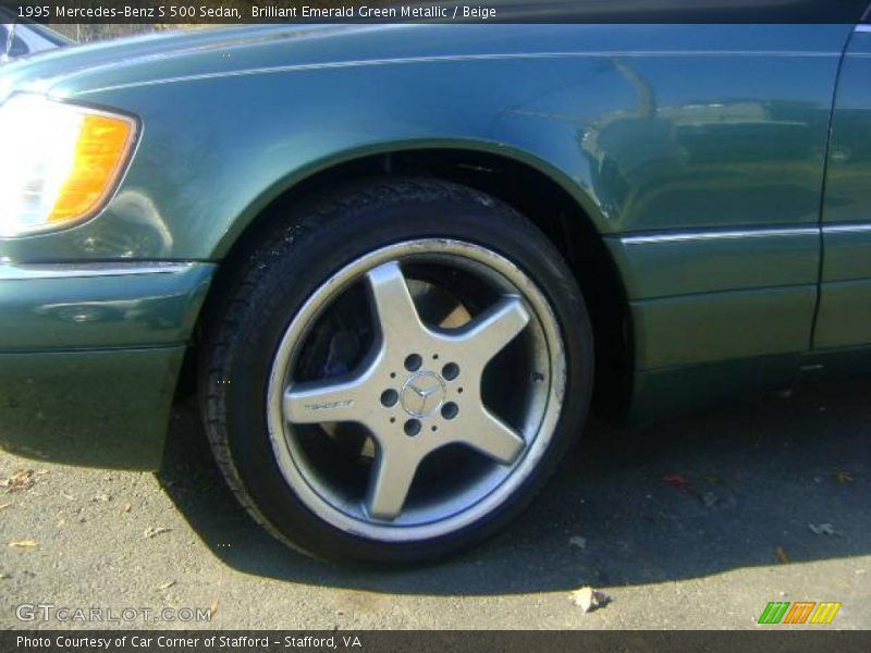 Brilliant Emerald Green Metallic / Beige 1995 Mercedes-Benz S 500 Sedan