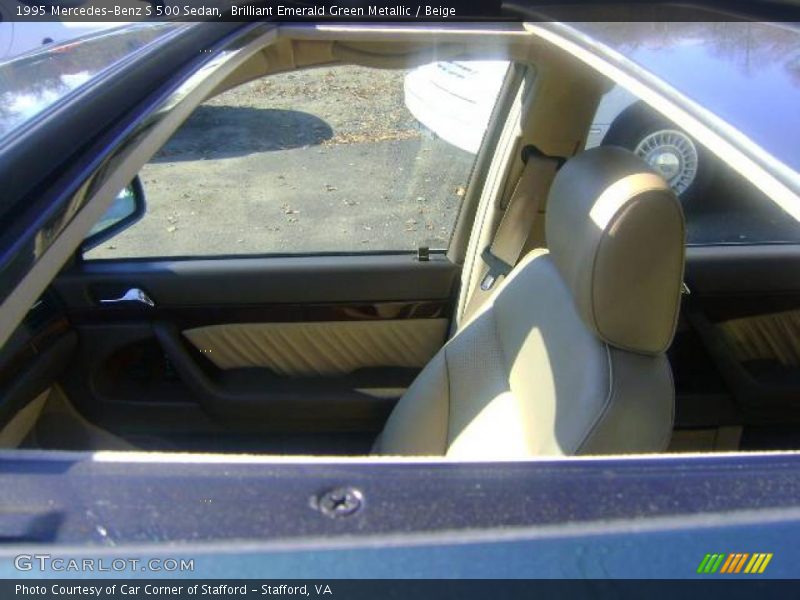 Brilliant Emerald Green Metallic / Beige 1995 Mercedes-Benz S 500 Sedan